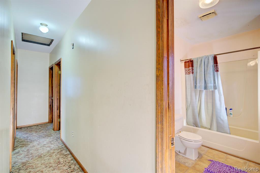 5396 East Atherton Road Burton, MI 48519 - Photo 33 of 59