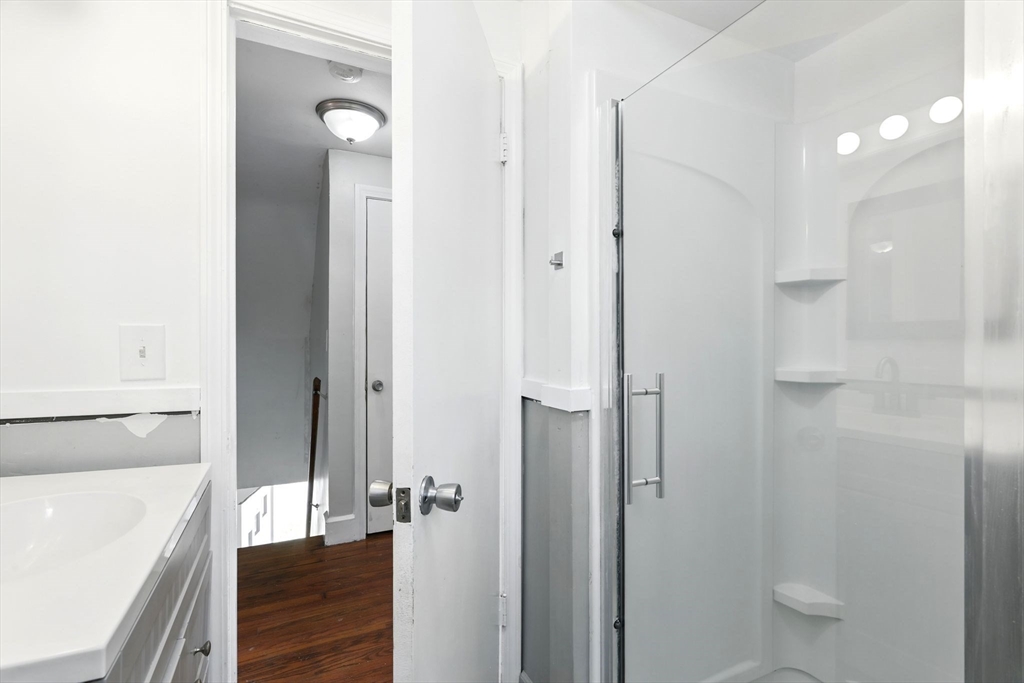 207 Euclid Avenue Springfield, MA 01108 - Photo 23 of 37 Gallery Image 23