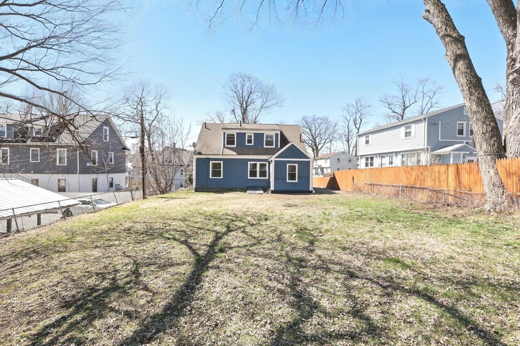 207 Euclid Avenue Springfield, MA 01108 - Photo 32 of 37 Gallery Image 32