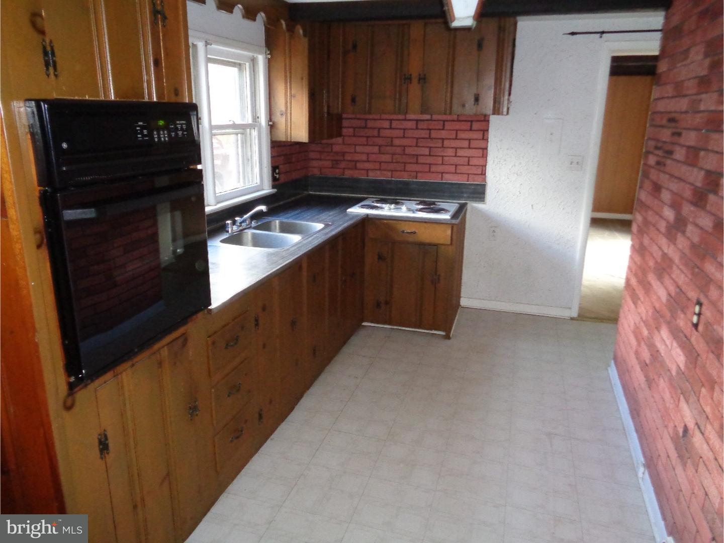 1013 Ebelhare Road Pottstown, PA 19465 - Photo 9 of 19 Gallery Image 9