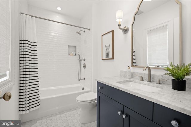 $4,000,000 | 5120 Wessling Lane, Bethesda, MD 20814