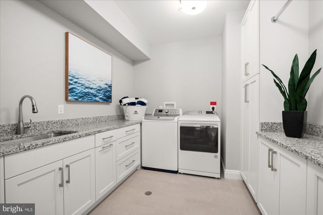 $4,000,000 | 5120 Wessling Lane, Bethesda, MD 20814