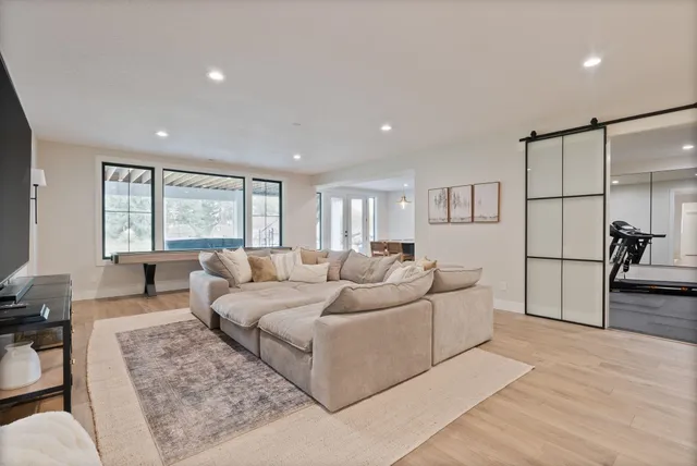 $2,200,000 | 17415 North Dunn Road, Colbert, WA 99005