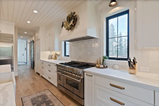 $2,200,000 | 17415 North Dunn Road, Colbert, WA 99005