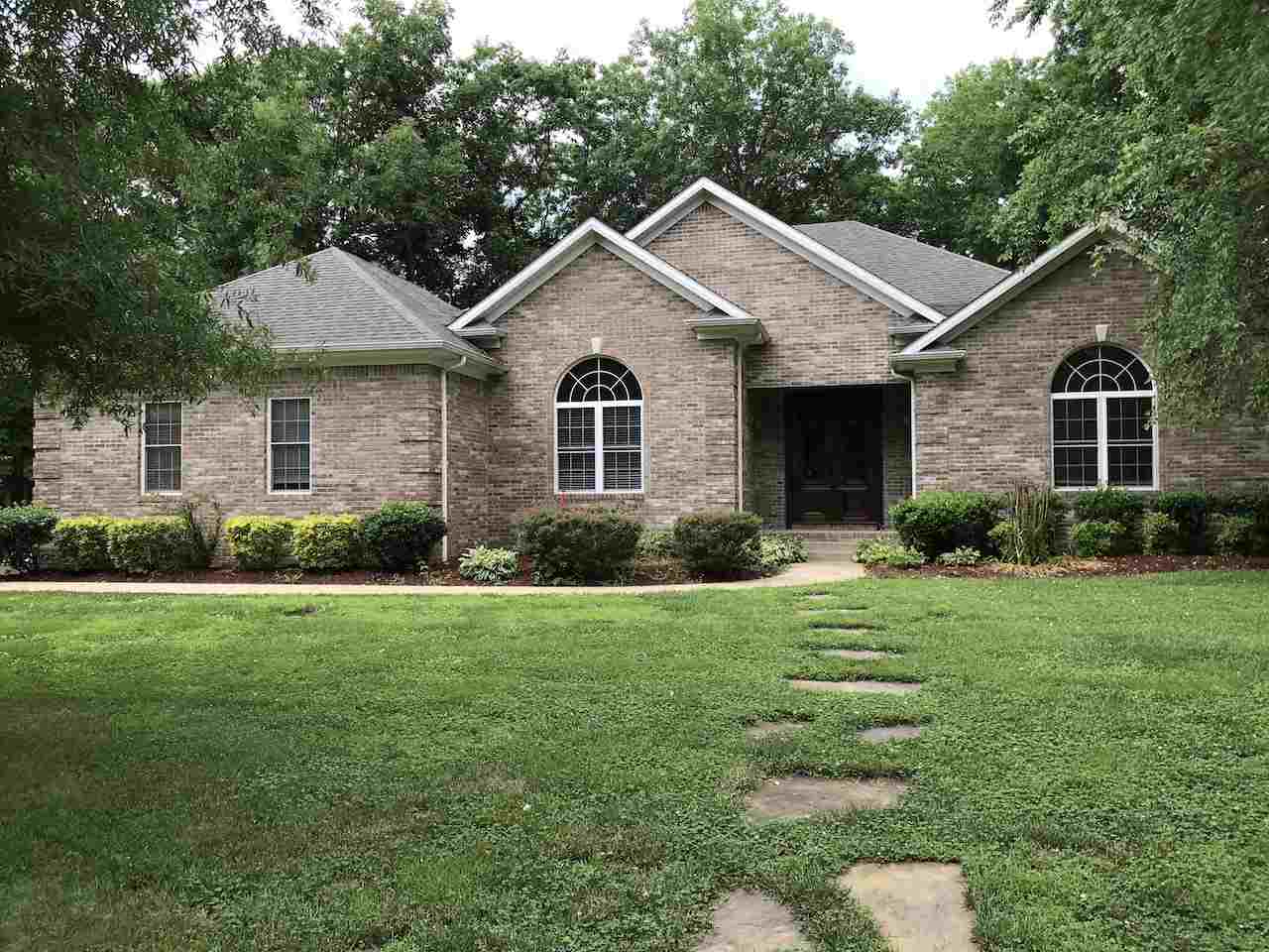 655 Hallview Road Bowling Green, KY 42101 - Photo 1 of 29 Gallery Image 1