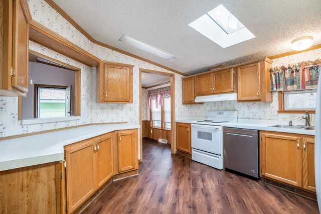 $194,900 | 9449 North 137th Street West, Sedgwick, KS 67135