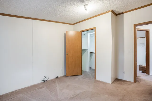 $194,900 | 9449 North 137th Street West, Sedgwick, KS 67135