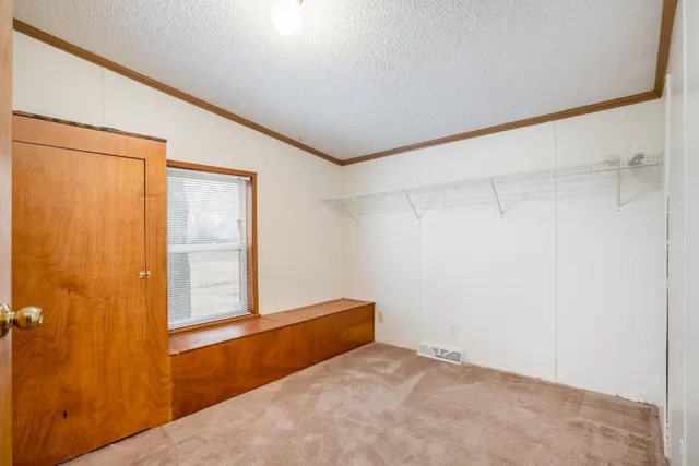 $194,900 | 9449 North 137th Street West, Sedgwick, KS 67135