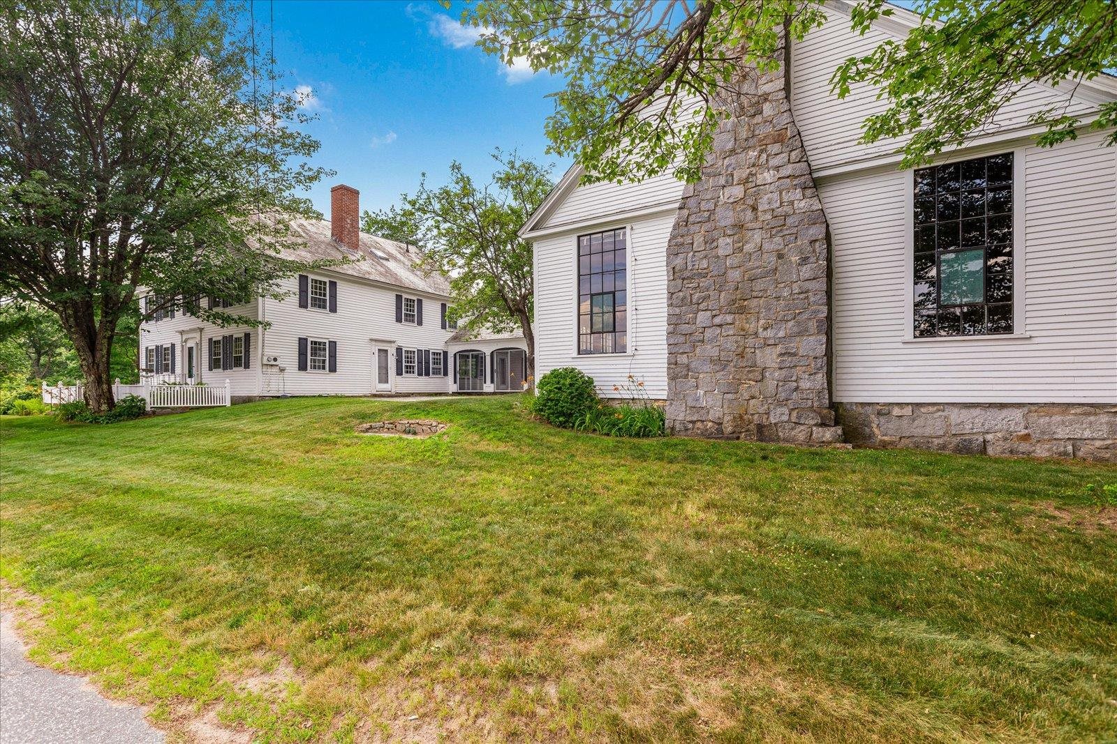 234 Howeville Road Fitzwilliam, NH 03447 - Photo 3 of 29
