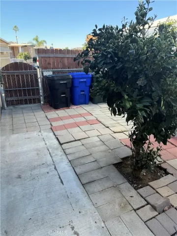 $209,000 | 3825 Crestmore Road, Unit 494, Riverside, CA 92501