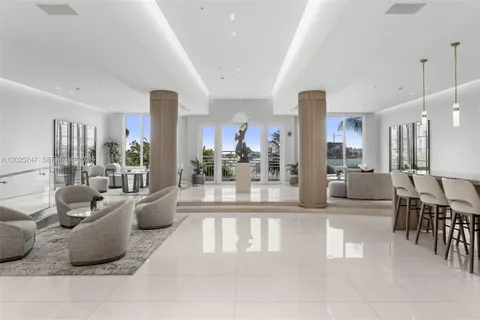 $620,000 | 888 Brickell Key Drive, Unit 1002, Miami, FL 33131