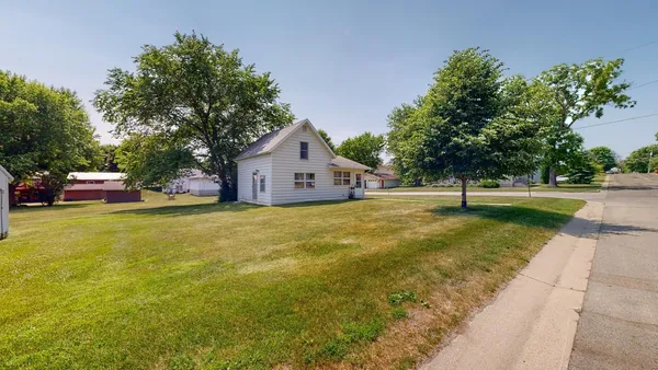 $339,900 | 1003 Grand Street Southeast, Chatfield, MN 55923