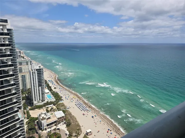 $3,900 | 1830 South Ocean Drive, Unit 4309, Hallandale Beach, FL 33009