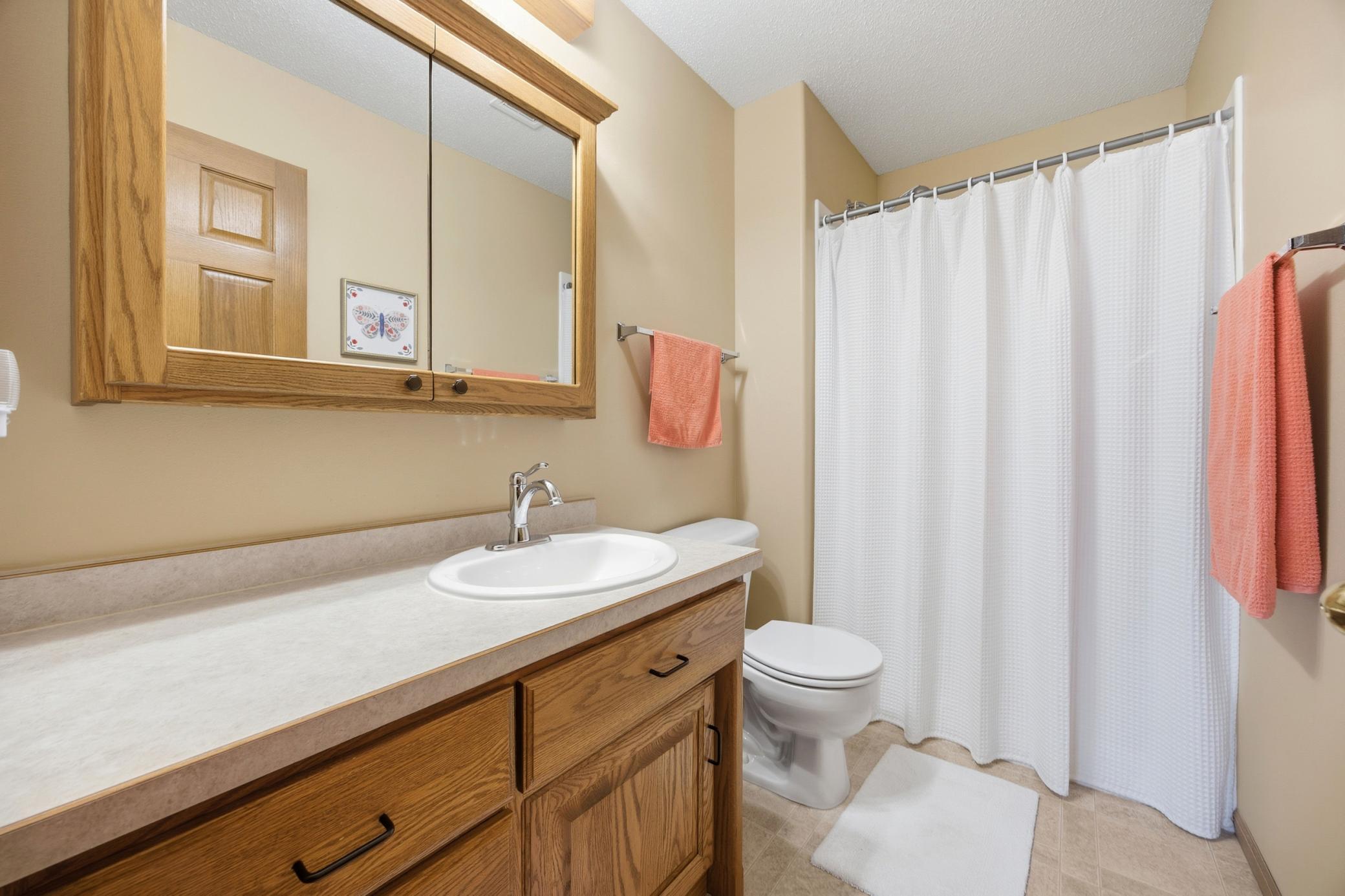 3250 40th Avenue South, Unit F Fargo, ND 58104 - Photo 15 of 36