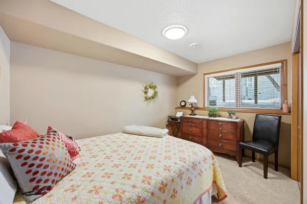 $320,000 | 3250 40th Avenue South, Unit F, Fargo, ND 58104