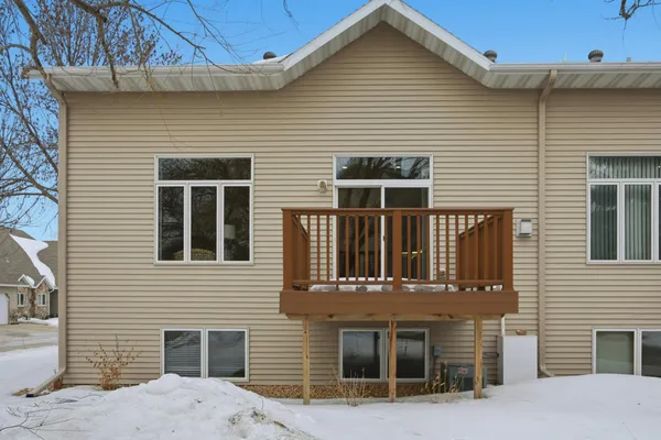 $320,000 | 3250 40th Avenue South, Unit F, Fargo, ND 58104