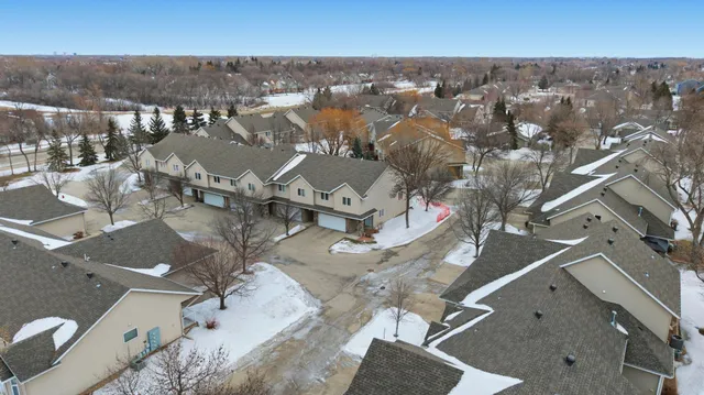 $330,000 | 3250 40th Avenue South, Unit F, Fargo, ND 58104