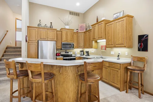 $320,000 | 3250 40th Avenue South, Unit F, Fargo, ND 58104