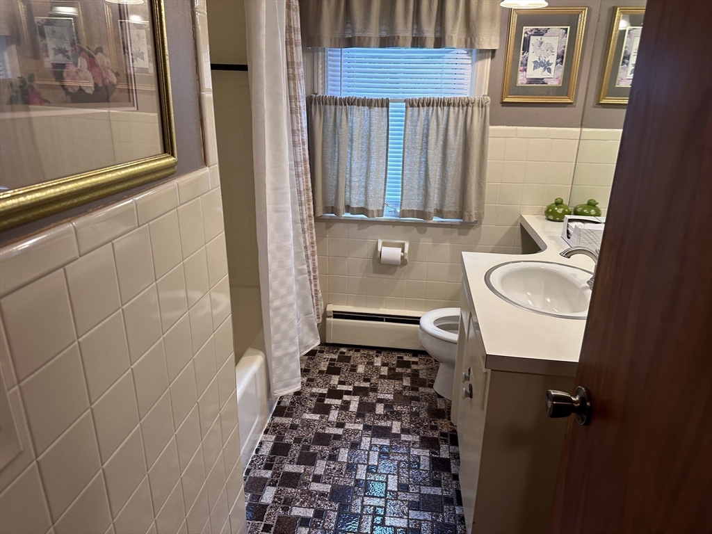 37 Bretton Road Springfield, MA 01119 - Photo 28 of 36 a bathroom with a toilet