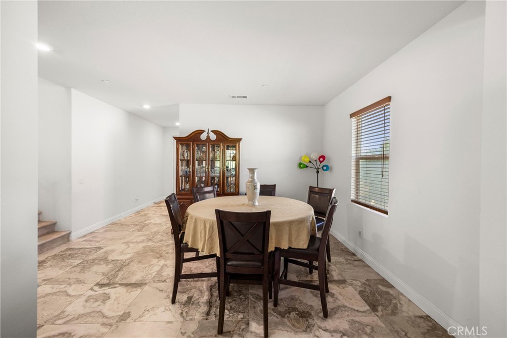 7908 Zona Court Riverside, CA 92507 - Photo 13 of 59