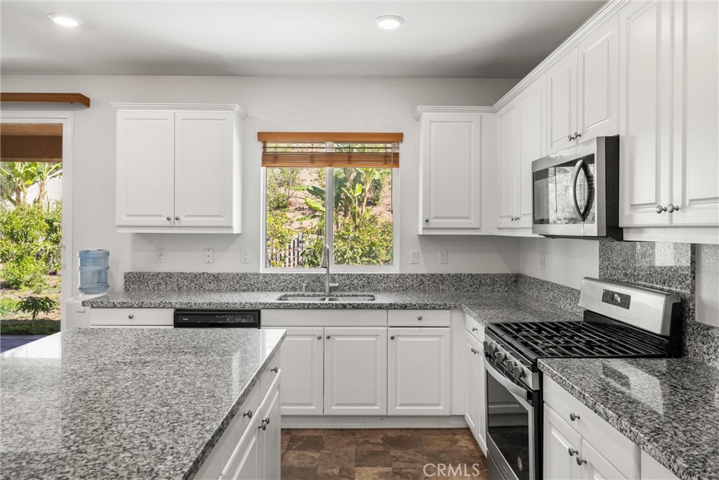 7908 Zona Court Riverside, CA 92507 - Photo 24 of 59