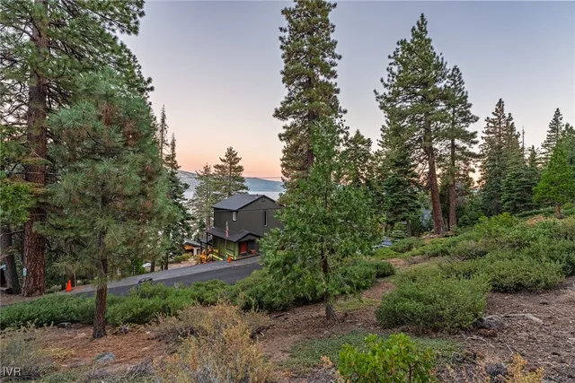 $719,000 | 355 Tuscarora Road, Crystal Bay, NV 89402