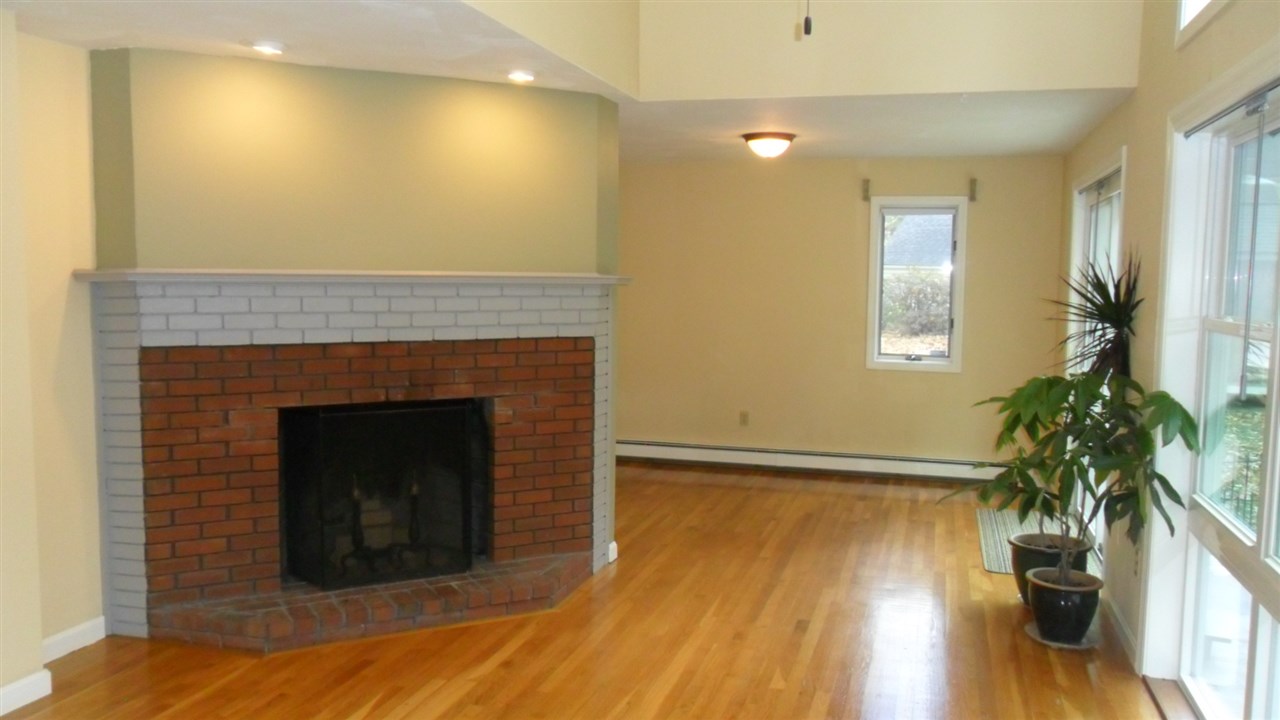 4 Virginia Court Hooksett, NH 03106 - Photo 9 of 21 Gallery Image 9