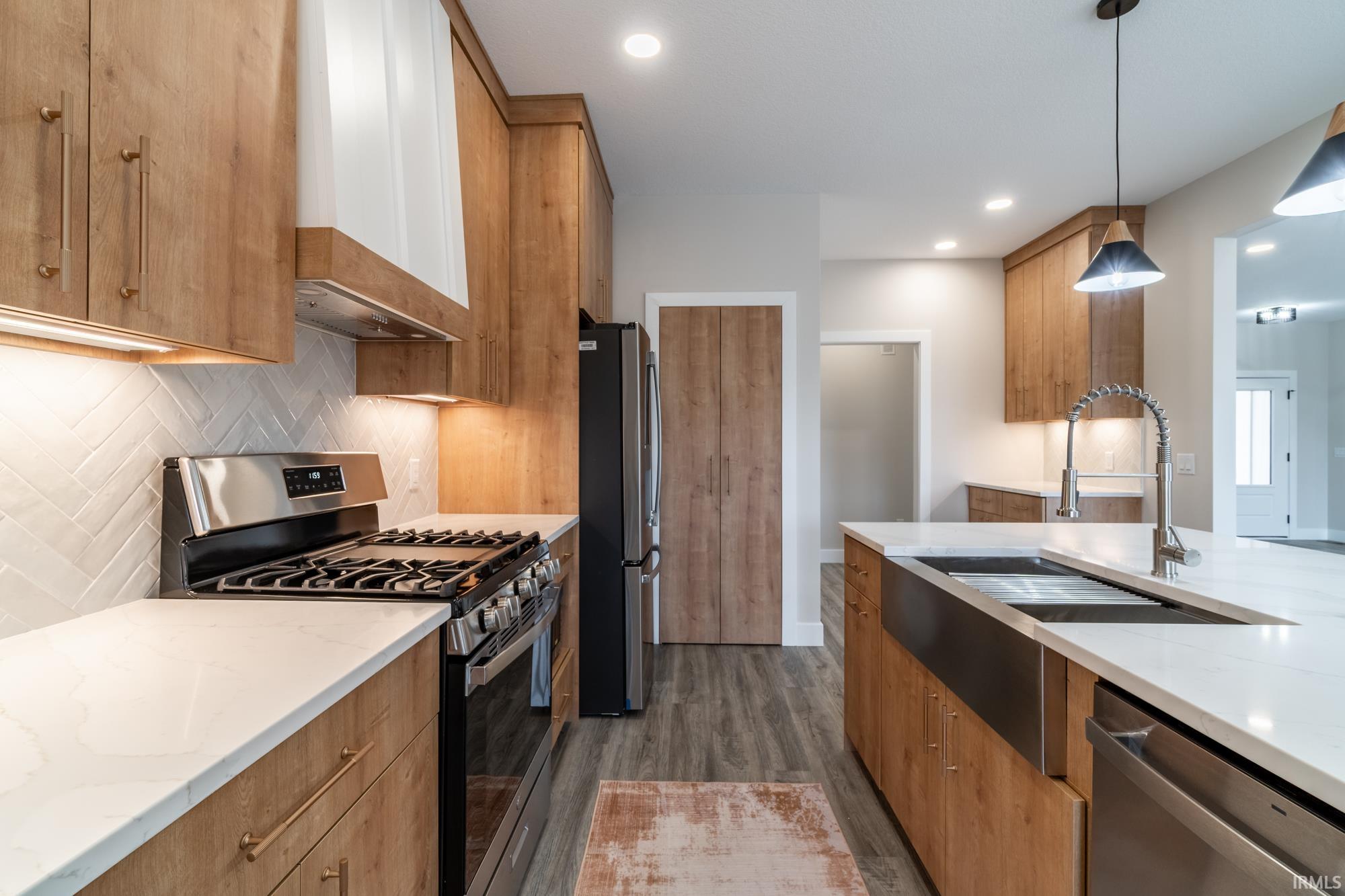 619 Sandringham Pass Fort Wayne, IN 46845 - Photo 14 of 35