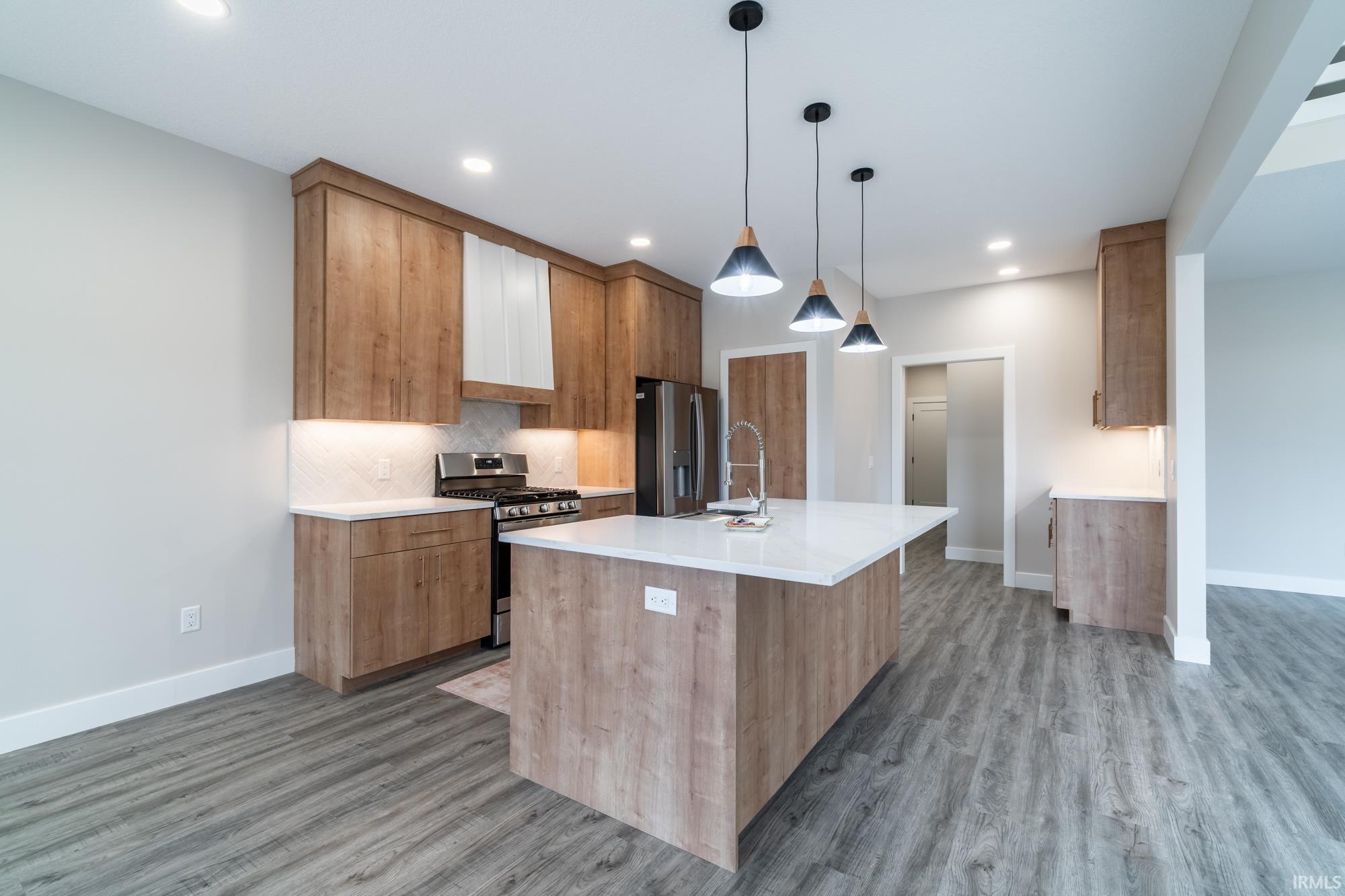 619 Sandringham Pass Fort Wayne, IN 46845 - Photo 10 of 35