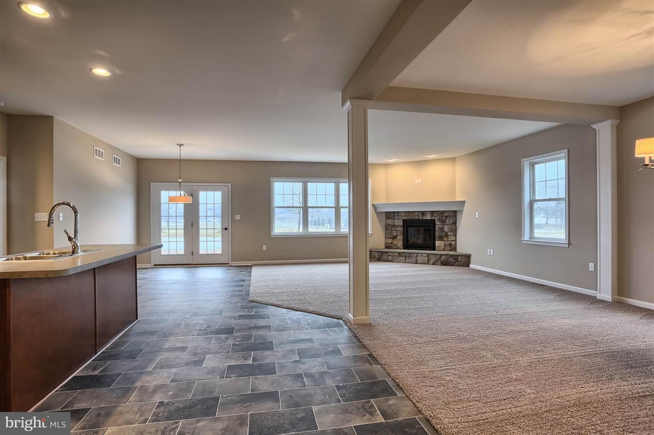 6004 Union Deposit Road Harrisburg, PA 17111 - Photo 3 of 23 Gallery Image 3