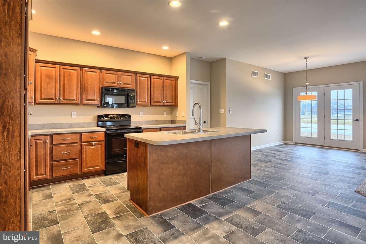 6004 Union Deposit Road Harrisburg, PA 17111 - Photo 9 of 23 Gallery Image 9