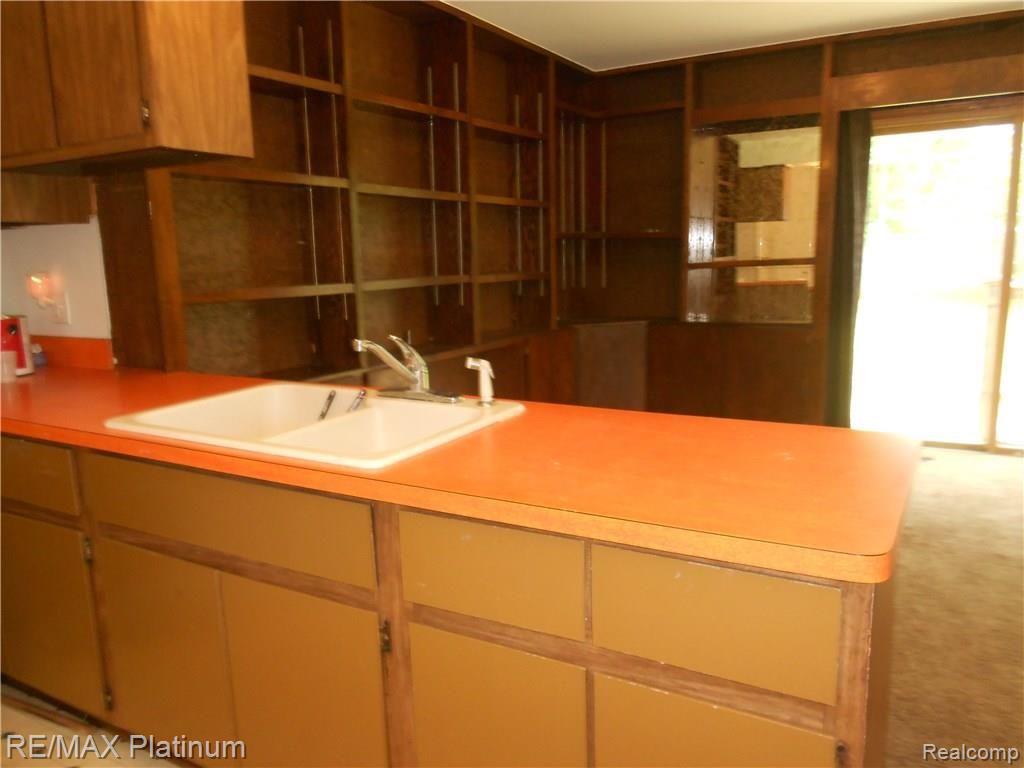 4000 Clifton Ridge Highland, MI 48357 - Photo 7 of 14 6-8-18 003.JPG