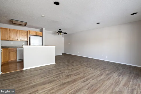 $1,950 | 211 Woodhollow Drive, Marlton, NJ 08053