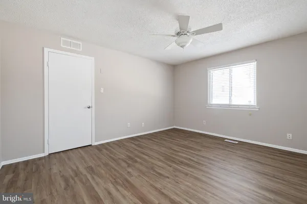 $1,950 | 211 Woodhollow Drive, Marlton, NJ 08053