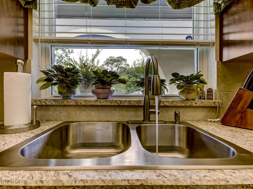 3470 Washburn Road Jacksonville, FL 32250 - Photo 20 of 50 Kitchen in Main Home