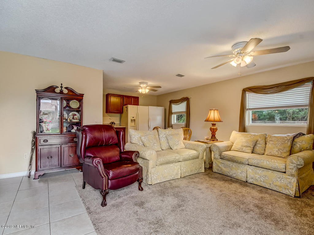 3470 Washburn Road Jacksonville, FL 32250 - Photo 21 of 50 Living Room of Apartment/Guest House