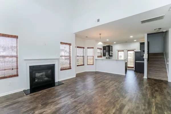 $1,950 | 236 Swallowtail Lane, Goose Creek, SC 29445