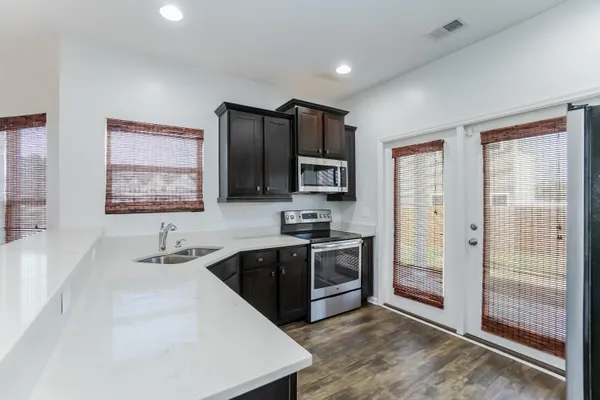 $1,950 | 236 Swallowtail Lane, Goose Creek, SC 29445