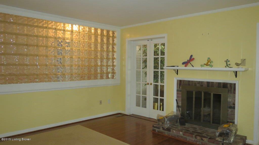 4908 Crofton Road Louisville, KY 40207 - Photo 13 of 41 15.jpg