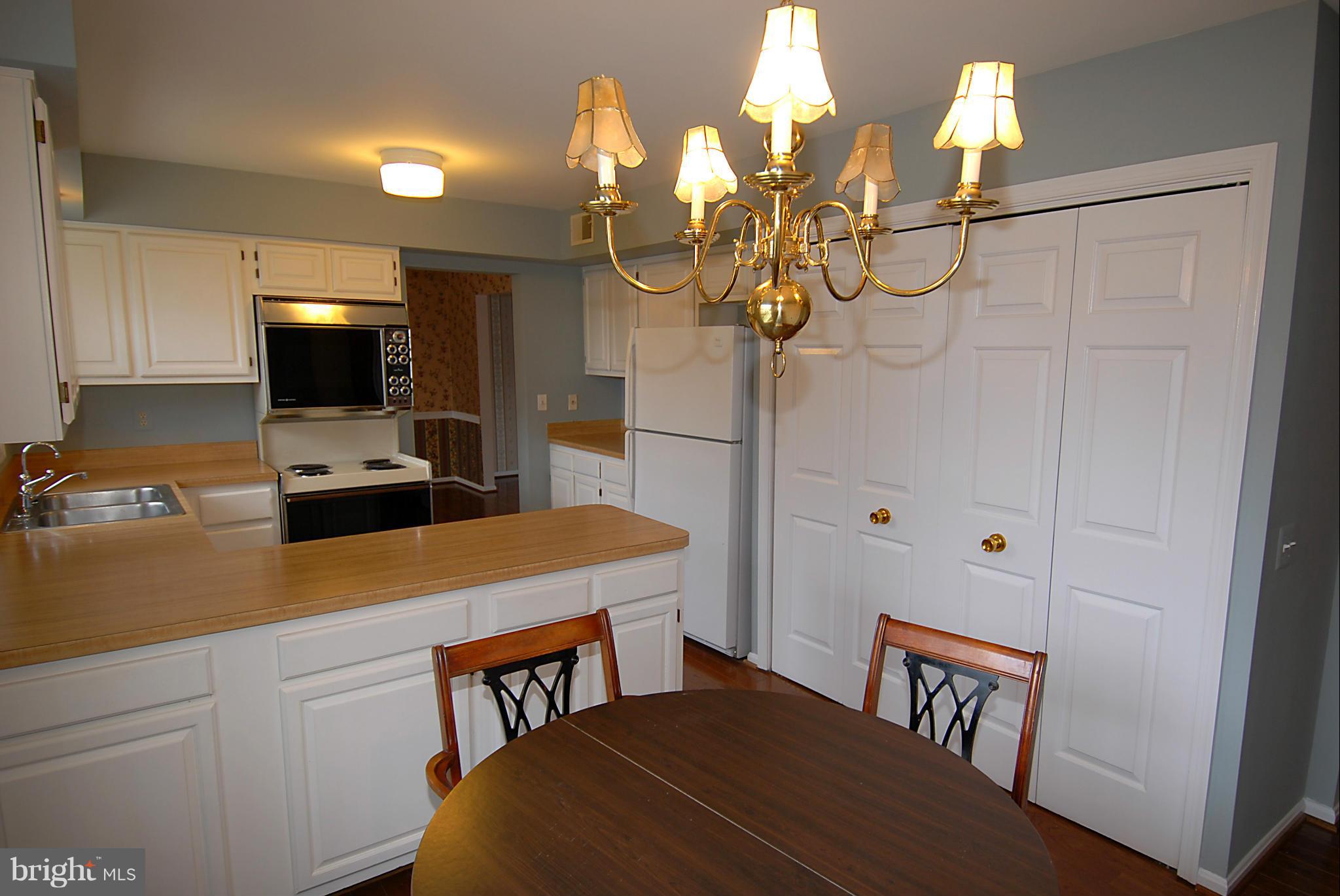 305 Opera Court Silver Spring, MD 20901 - Photo 25 of 25 Kitchen