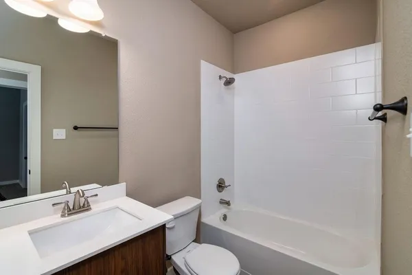 $1,795 | 728 Fallow Drive, Venus, TX 76084
