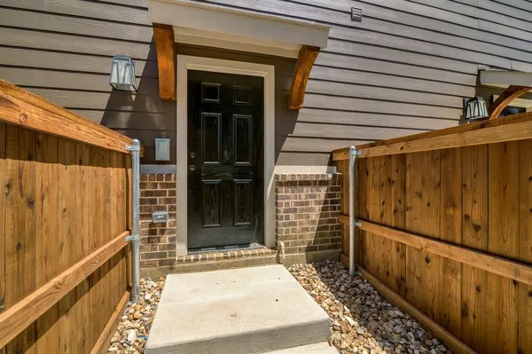 $1,795 | 728 Fallow Drive, Venus, TX 76084