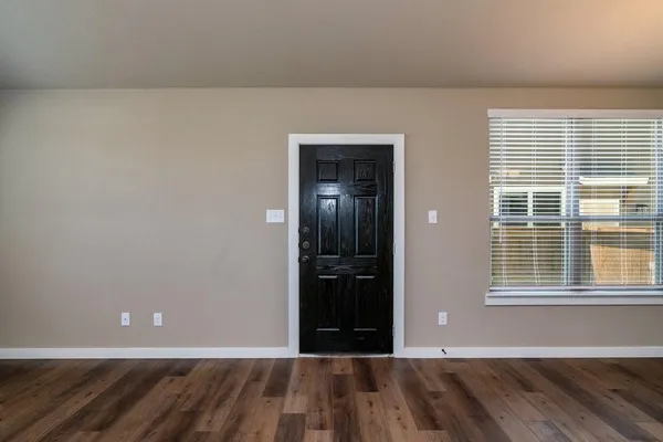 $1,795 | 728 Fallow Drive, Venus, TX 76084