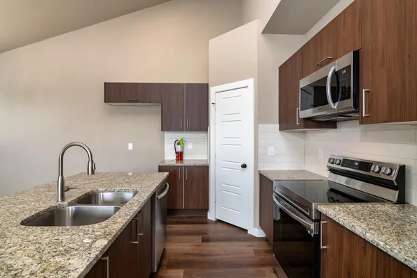 $1,795 | 728 Fallow Drive, Venus, TX 76084