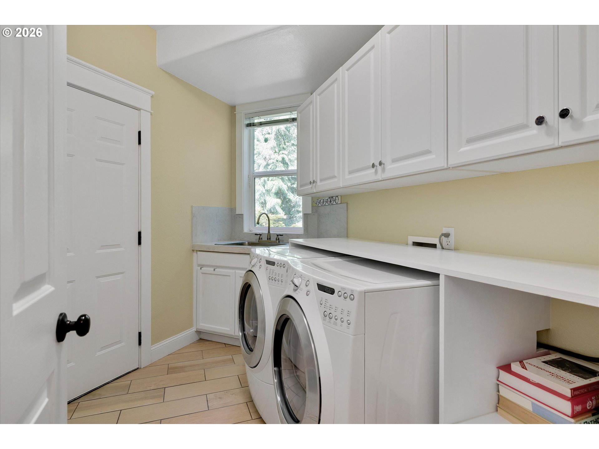 20495 Southwest Tremont Way Beaverton, OR 97007 - Photo 22 of 47