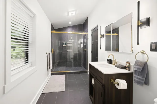 $699,000 | 14823 North Main Street, Buchanan, MI 49107