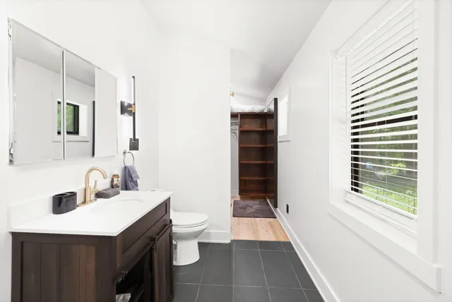 $699,000 | 14823 North Main Street, Buchanan, MI 49107