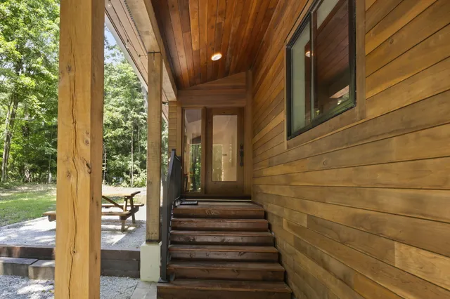 $699,000 | 14823 North Main Street, Buchanan, MI 49107