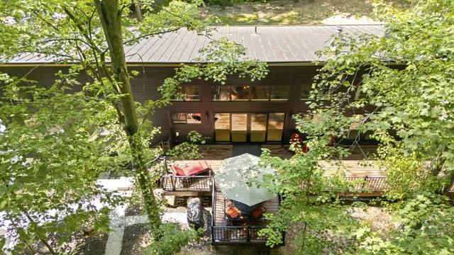 $699,000 | 14823 North Main Street, Buchanan, MI 49107