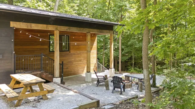 $699,000 | 14823 North Main Street, Buchanan, MI 49107